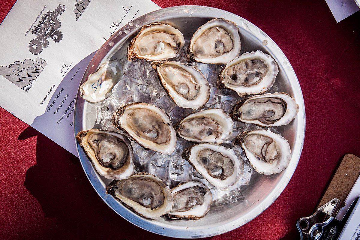 Oysterfest-montreal-food-festival © Will Travel for Food