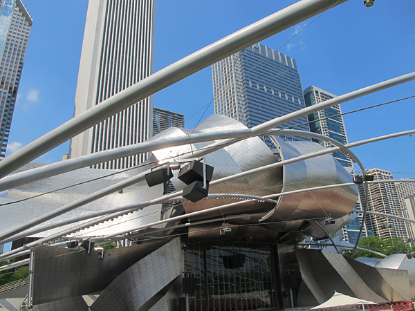 chicago frank gehry © Will Travel for Food