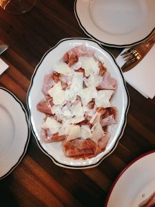 vin-mon-lapin-wine-bar-montreal © Will Travel for Food