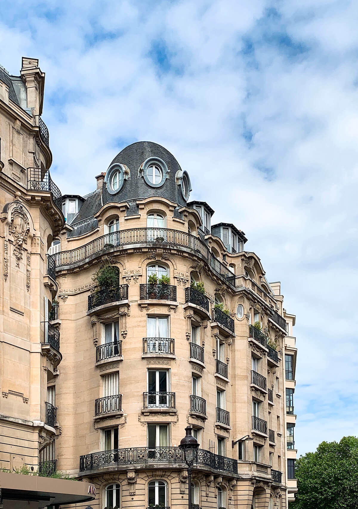 Discover Le Marais in Paris! : New York Habitat Blog