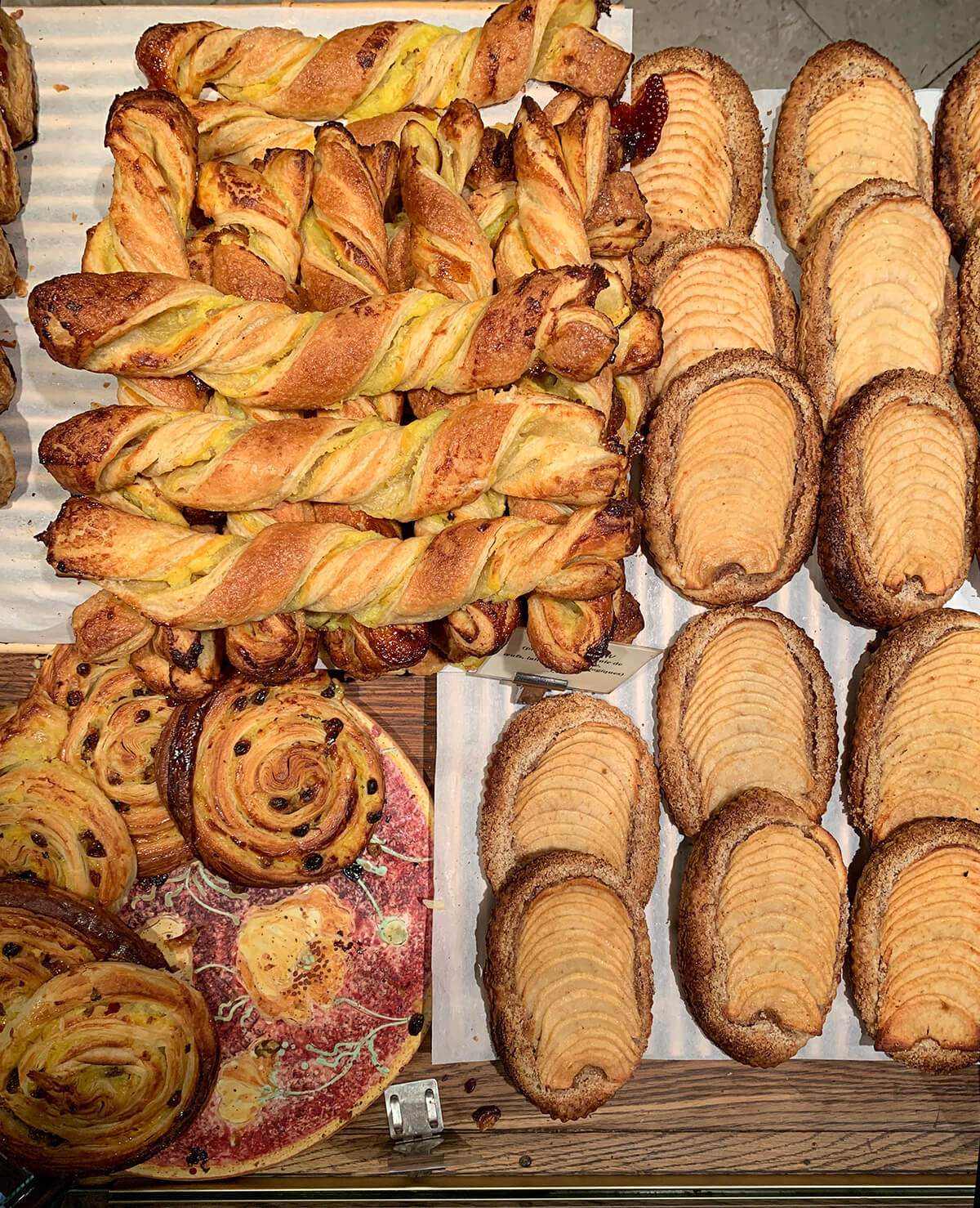 du-pain-et-des-idess-best-bakery-paris © Will Travel for Food
